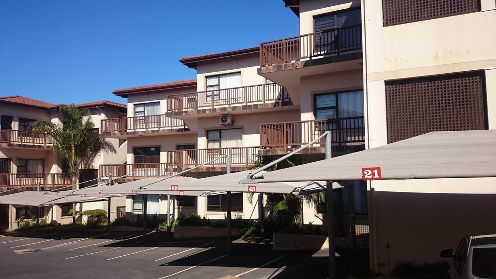 Topanga Holiday Home Uvongo Beach Kültér fotó